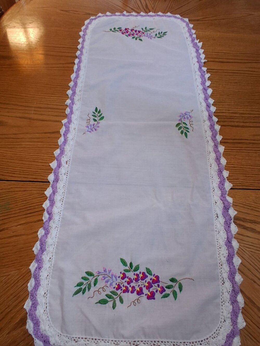 Embroidered Table Runner/Purple Floral/Leaves